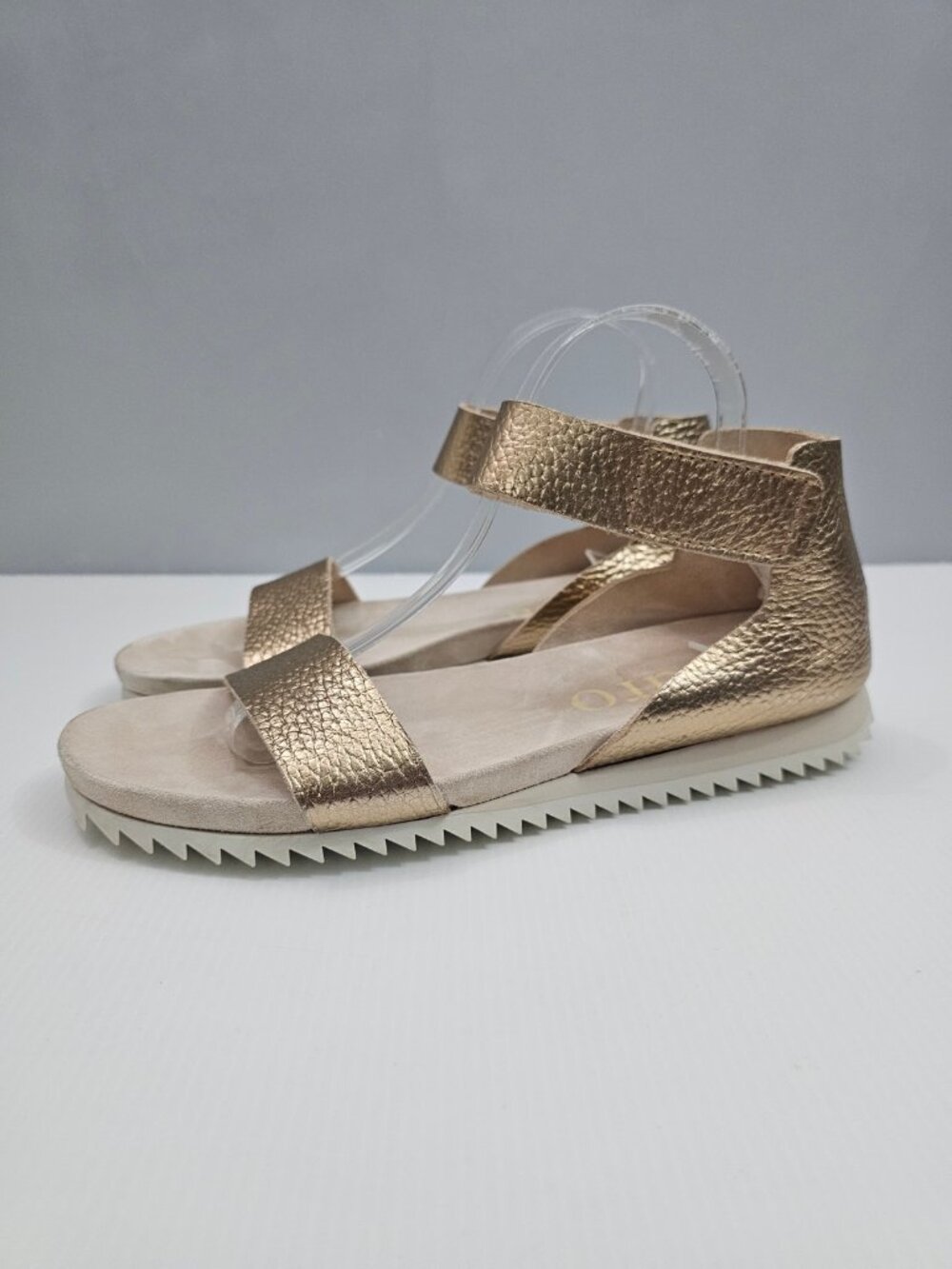 Pedro Garcia Jalila Ankle Strap Flat Sandal Womens EU 42 Metallic Gold Leather